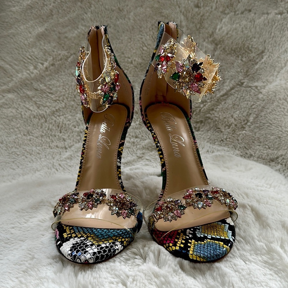 Bella Luna strappy heels 5.5